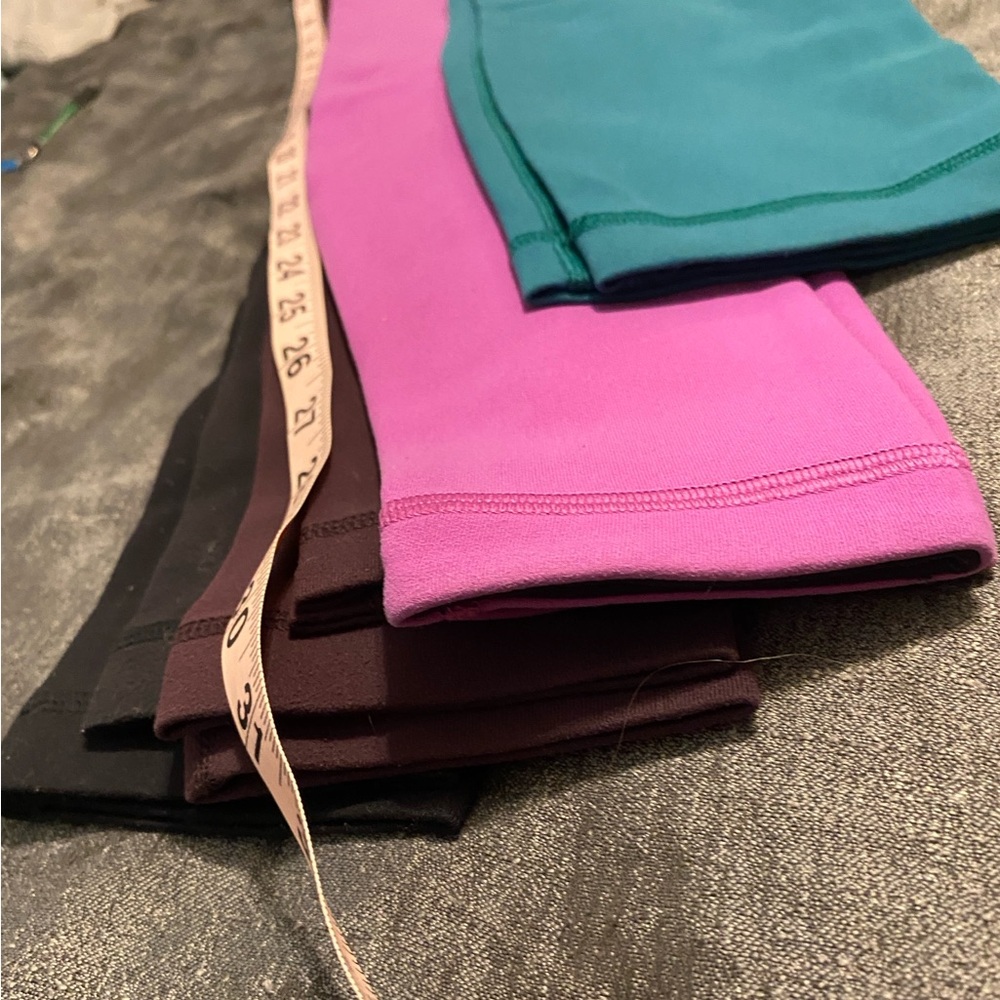 LuLulemon Wunder Under - Picture 11 of 17